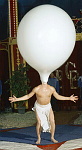 Victor Minasov, Cirkus Benneweis 2004<br>PR-foto: Arne Magnussen