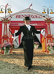 Direktør for Cirkus Benneweis; Diana Benneweis.<br>