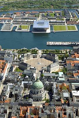 Marmorkirken, Amalienborg og Den Kongelige Opera set fra luften 20060607